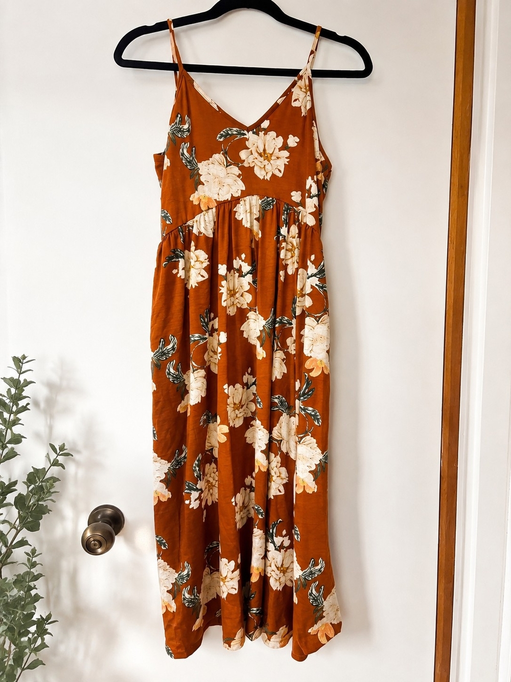 Rust Floral Maxi Dress with V-Neck and Spaghetti Straps
